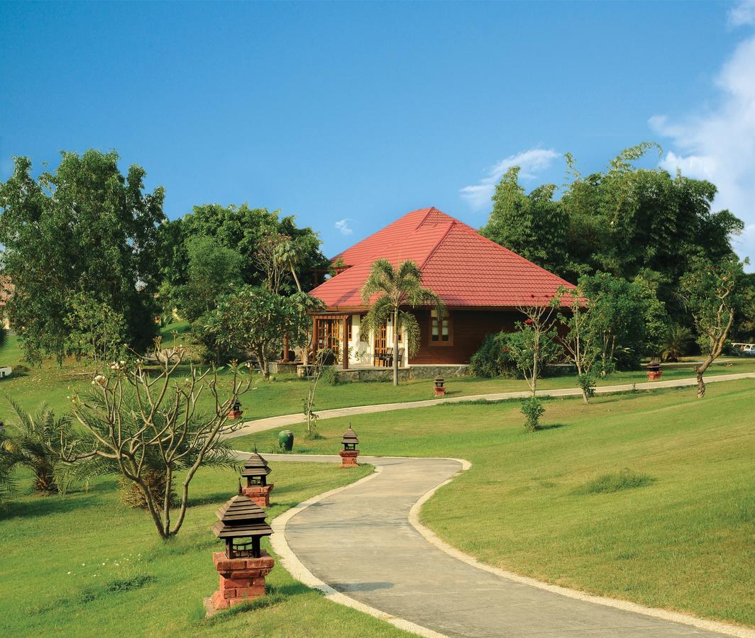 Aureum Palace Hotel & Resort Nay Pyi Taw Naypyidaw Extérieur photo