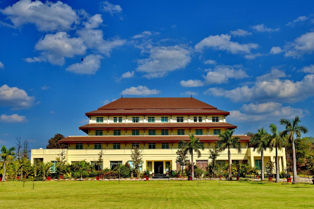 Aureum Palace Hotel & Resort Nay Pyi Taw Naypyidaw Extérieur photo